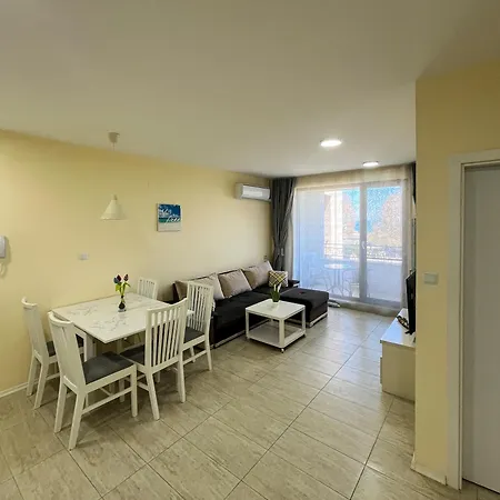 アパート Apartment In Kavatsi Beach Sozopol 3C10 ソゾポル