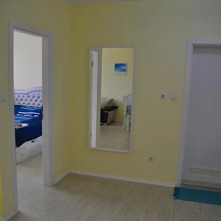 Private Apartment In Kavatsi Beach 公寓