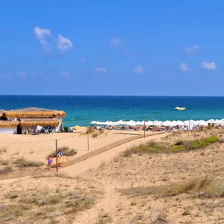Private Apartment In Kavatsi Beach